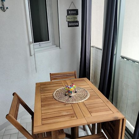 Apartamento Le Floride B Folco De Baronchelli Le Grau-du-Roi Exterior foto